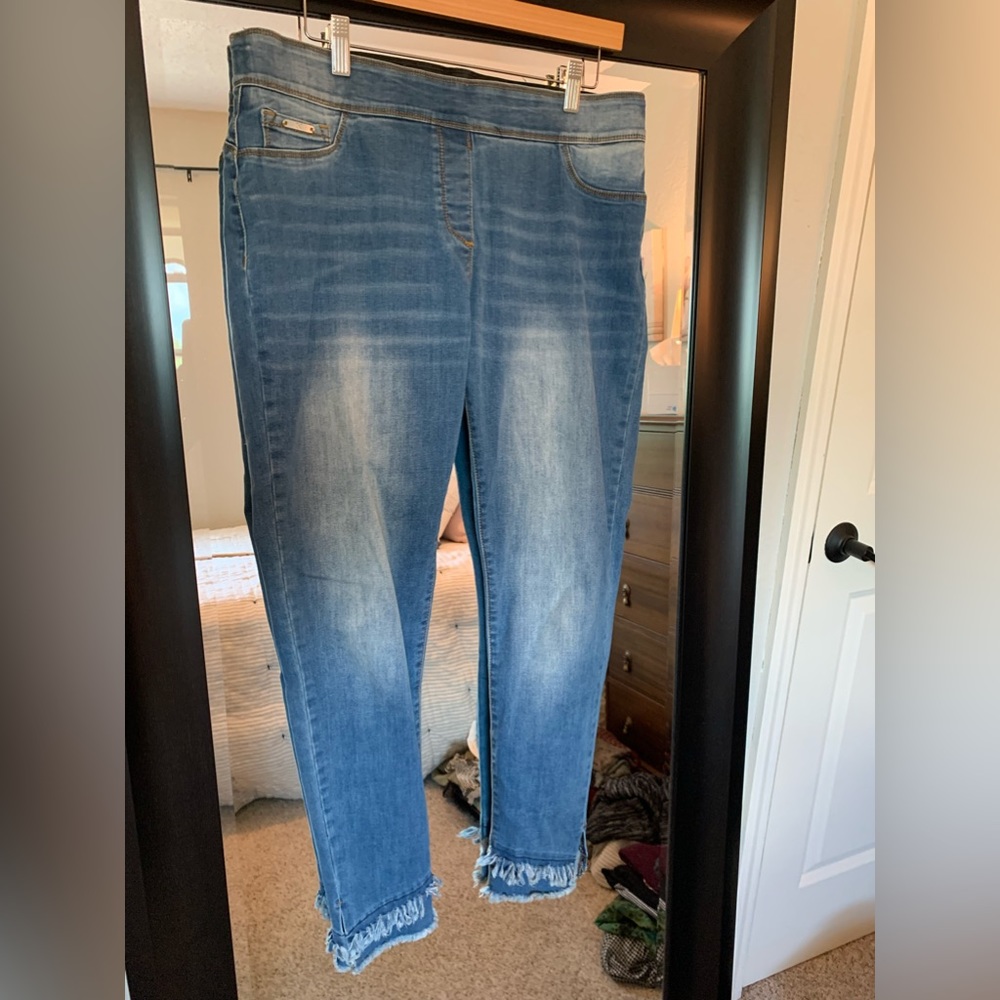 Coco + Carmen denim pull on jeans - large